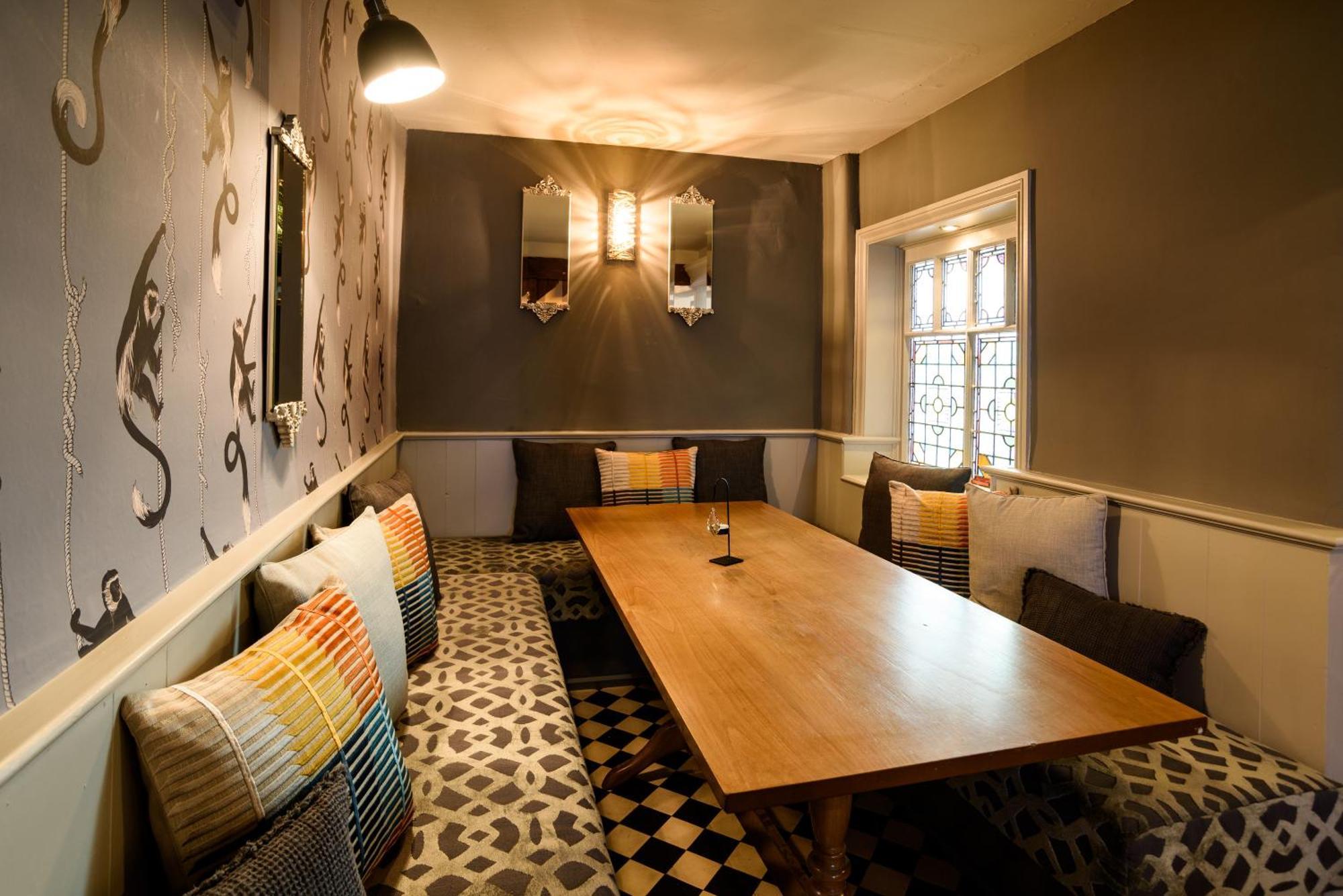 The Wheatsheaf Inn Onneley Kültér fotó